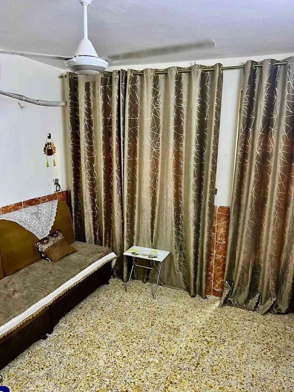 ——————————————————————

🔸 مشتمل للبيع طابو صرف مناسب ✅
50 متر  الواجهه 4م والنزال 12،5م مربع
بناء سنة  2018 تسليم🔑 درجه اولى كامل مكمل 

🔸الطابق1️⃣استقبال ومطبخ حار وبارد وصحيات وغرفه   
 الطابق… 2️⃣غرفتين نوم وصاله وبلكونه وخدمات                                  
الطابق ... 3️⃣بيتونه وسطح

 البناء كله ممتاز ودرجه اولى ونضيف مرتب 
🔸موقع الدار ممتاز جدا📍الشعب شارع الصحه خلف جامع المبرقع وقرب شركه الببسي
 (شارع عريض عرضه15 وتبليط)

+مناسب لحك قبل لاينباع ملاحظه اذ تحب تاخذه وتستثمره اجره الك ب500الف ايجار سريع  
🔸السعر: 145 مليون وقابل للتفاوض 

 
***********📞
