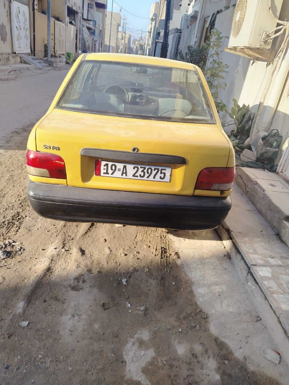 سايبا  موديل ١٥ هيئه وغرامه ورايه. باسمي السياره. سعره ٣٥. نقصه بس بوربرينات اماميه بيه مجال بصيط     
***********.
