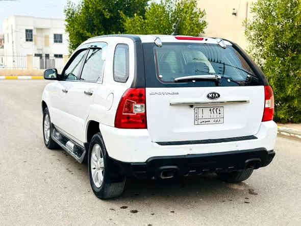 السلام عليكم….
للبيع بسعر مناسب 108$ اعتذر عن الاقساط والوعده
كيا سبورتج 2009 خليجي لون ابيض (ثلجي) فول 1/1 سلايت رقم كركوك مشروع وطني سنوية جديدة شوط التحويل….
سياره بيها صبغ بنيد و شويه بجاملغ السكن  فقط والباقي مكفول … بدون دواخل بدون ايرباك….
سيارة جاهزة بدون اي نقص….
محرك 4/2000 سلندر …..السياره ماشية 203KM….
شرط محرك وكير وصدر وكهربائيات وتبريد وتدفئة وتخم تاير سيارة جاهزة من كلشي….
مواصفات فول 1/1 سلايت وصاج معروفة مواصفاتها مايحتاج اذكرها…
العنوان/ صلاح الدين/ تكريت/ القادسية….
السعر 108$ اعتذر عن الاقساط والوعده….
للاستفسار ***********
