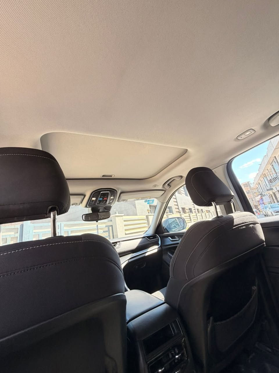 السلام عليكم 
للبيع فقط

جيب لاريدو موديل 2023  
5 راكب محرك 3600
 
سياره كلين حادثها دعاميه خلفيه
ماشيه 29000 كيلو متر 
رقم بغداد
فتحه سقف 
بصمه ابواب
حساس خلفي
رادار 
تحديد مسار 
وبعد بيها مواصفات
بيها رصعه بالباب 
وطخه بسيطه بالجاملغ الامامي الايمن
موضحات بالصور 
السعر ٣٣٥٠٠$ وبيها مجال بسيط
للاستفسار الاتصال على الرقم
***********
مكان السياره بغداد السيديه
