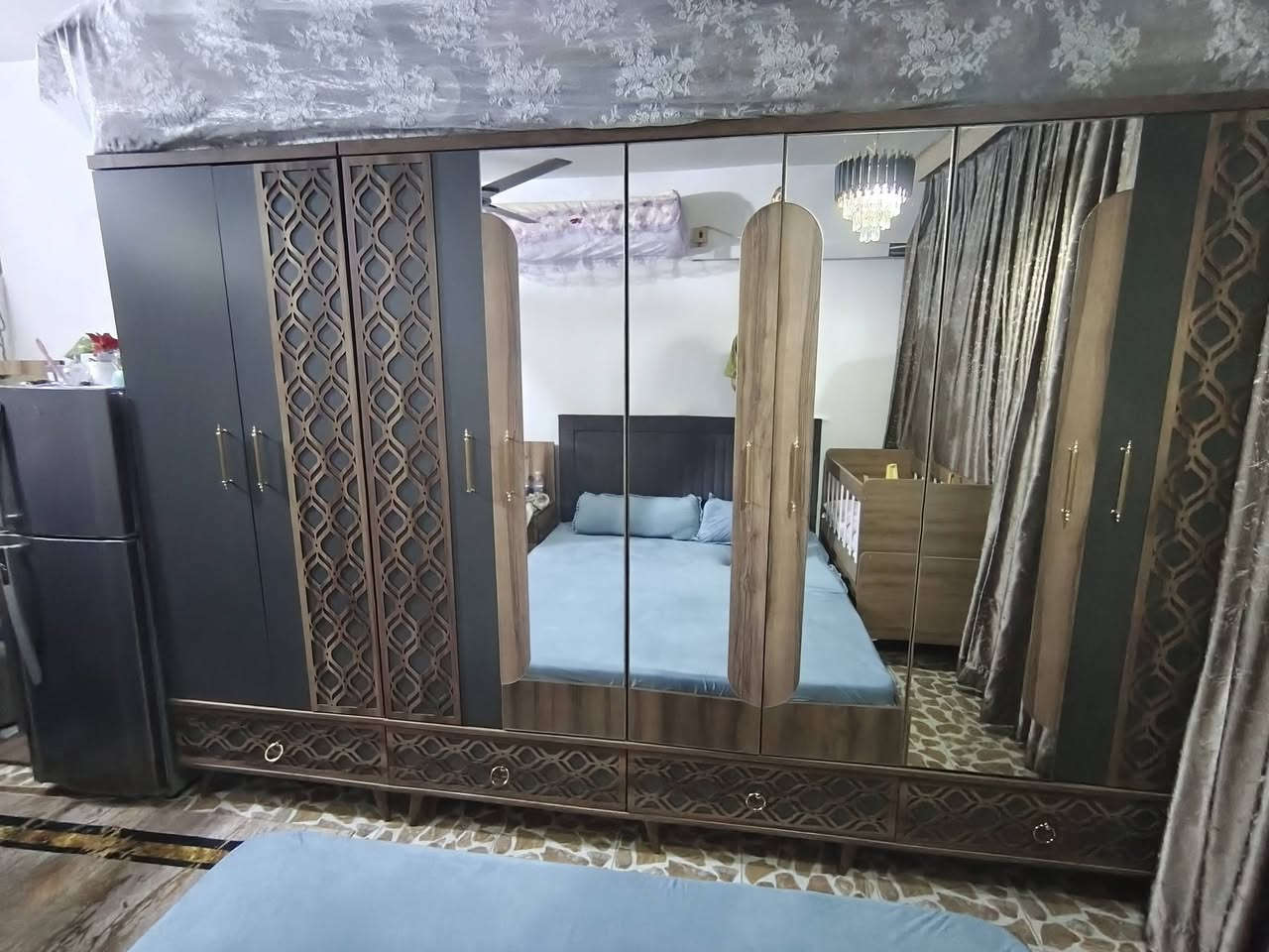 غرفه تركيه 🇹🇷
القطع /8
السعر/800
نظافه/80بالميه 
خشب تركي درجه اولى 
***********
