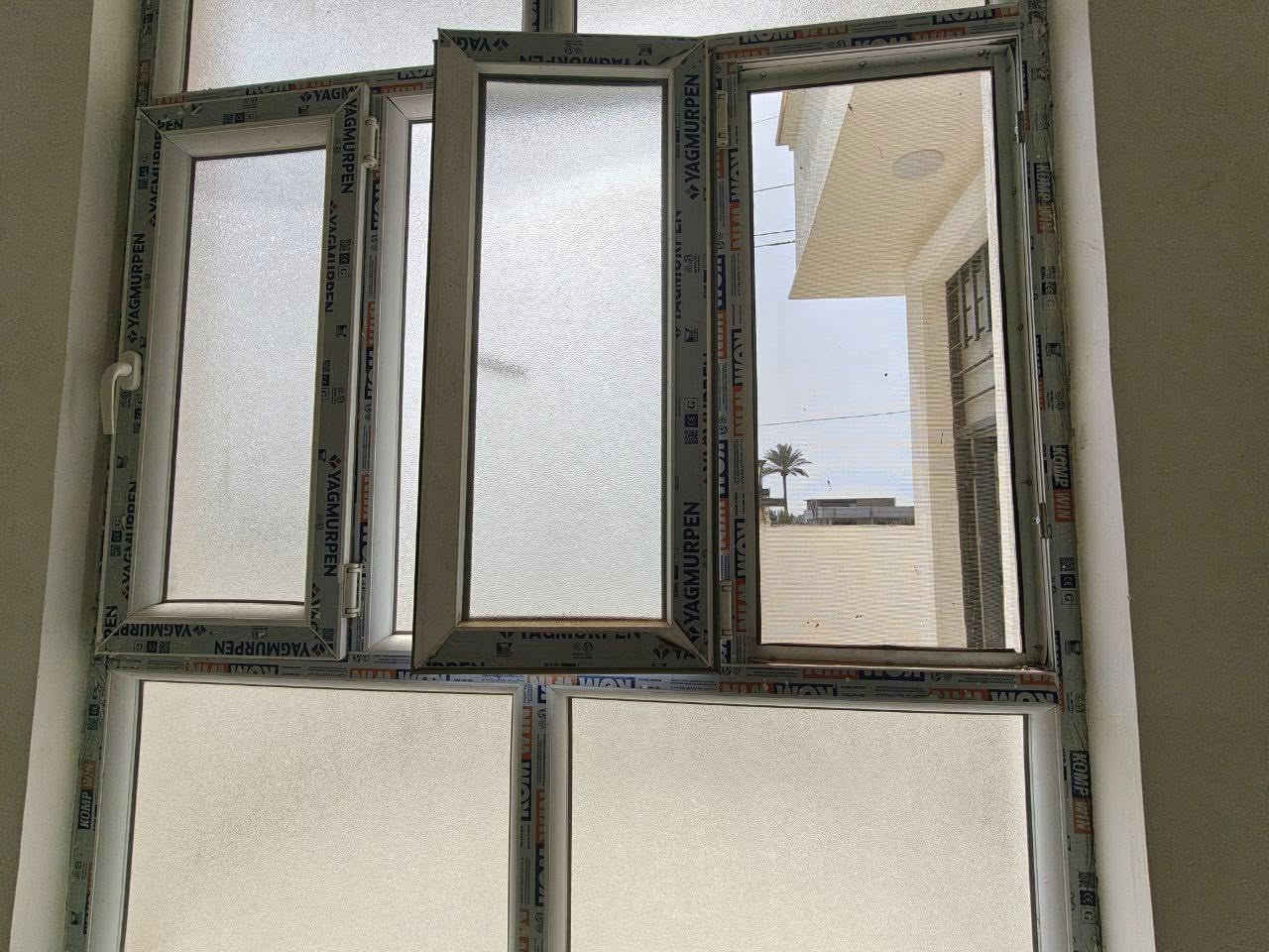 مكلف بالنشر
الموقع ///الاسكندرية -الشاخة
#الشارع تبليط لحد الباب 
بيت بمساحة 225+225 قطعة مجاورة فارغة 
المجموع 450
الموقع /الشاخة خلف مدرسة الفرات قريب ع الشارع الرئيسي
بناء حديث 2025  باشراف هندسي 
طابوق جمهوري وصب مركزي C35
يتكون من صالتين (٢)  استقبال 
وموزع 
غؤفتين نوم 
مجمع صحيات داخلية  وخارجية
التاسيسات الكهربائية  /الفنار السعودي 
التاسيسات الماء والمجاري /شركة الشريف  الثقيل +التركي المسلح
الارضية /بورسلين 
الابواب والشبابيك /pvc كيج 2ملم مسلح 
#الرجاء السعر فقط الاتصال ع الرقم 
***********
