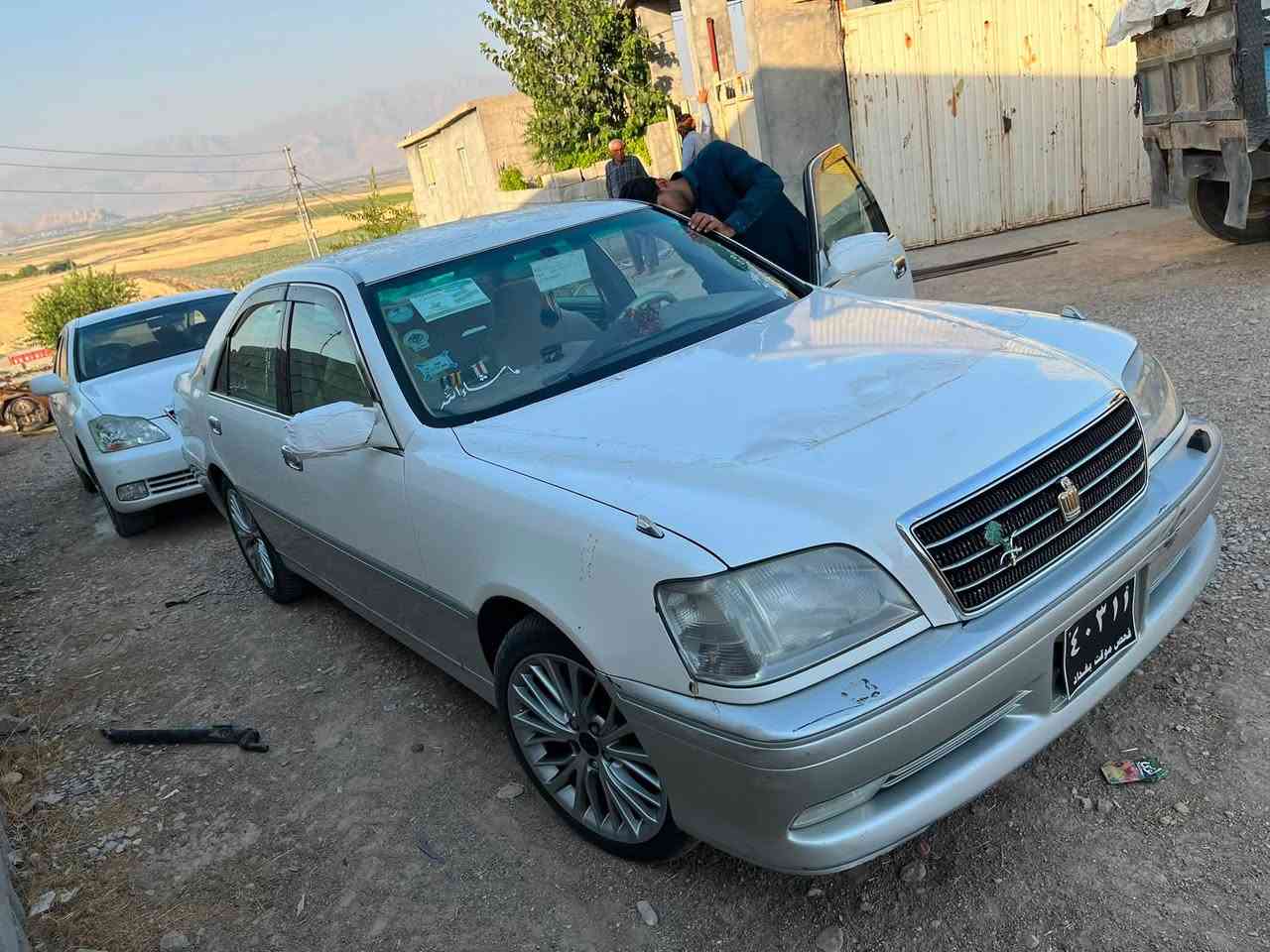 مەلیکە 2002 یەک دوگمەی دیفۆری بجوک بی بۆیاخ موس موس  بی دەعم بێ لێدران 
140kرۆشتوە
D4 بجوک
زۆر کەم بەنزین دەخوا 
بی مەسرەف 
جوار تایە و ویلی لۆک
کۆدی بۆ کراوە و بارکۆدی وەرگیراوە 
نرخی 55$کەمیک مەجال
شوێن سلێمانی 
ژ.م***********
***********
ئەدمینی 💙

