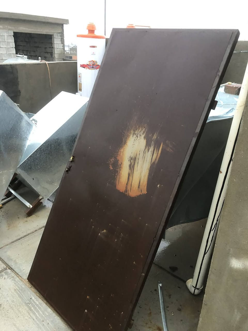 من رخصت الادمن
بوب وشبابيك للبيع تفصال تكمه قيم بما يرظي الله وتعال شيلهن *********** واتساب
