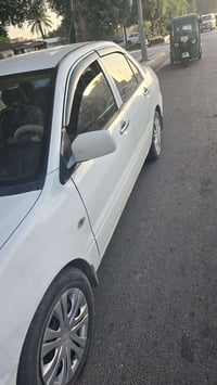 لانسر • ٢٠١٠ • رقم ديالى