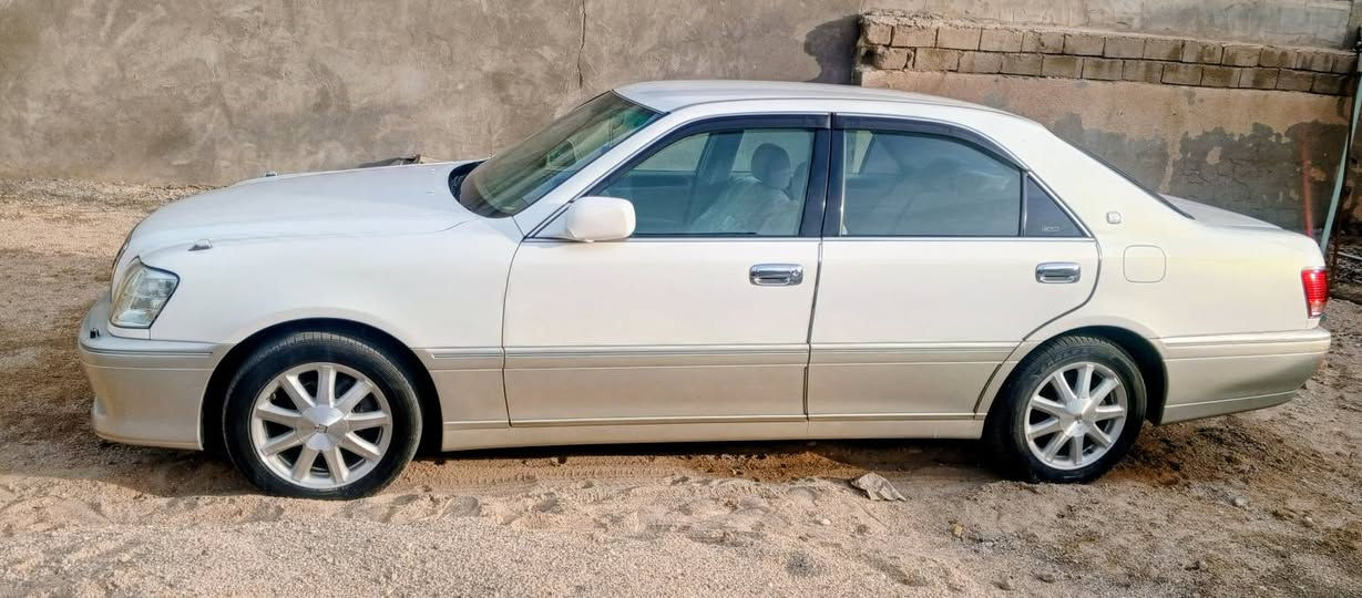 السلام عليكم/ملكه جنون للبيع/ ادوات ادوات /دخول جديد
السياره جديده كارتون مو نظيفه إنما جديده /3دكم /تحكم استيرن وكهربائي أيضا/نيكل حاشيه/كرستال اصل /علايم ذهبيه اصل / دشبول عارف العيساوي / تحوير ابو علي الذهب وسام المالكي /مشط جديد ايسر / كاميرا خلفيه/اريل امامي/لد داخلي بالايت/ سياره خير من الله كفاله كفاله 
ومتعوب عليها مكان /البصره /الرقم ***********
