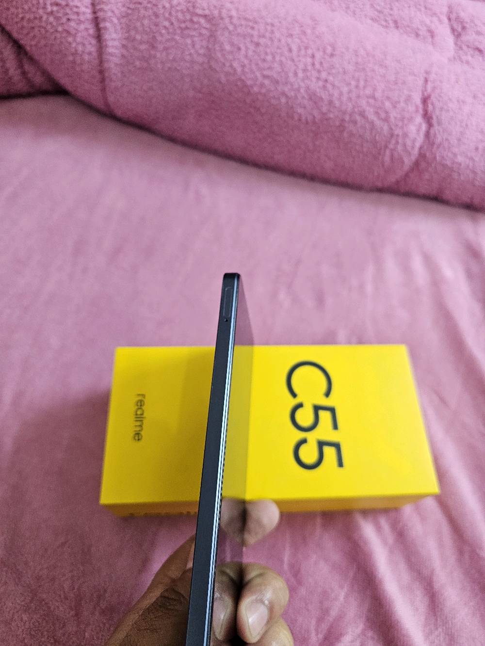هاتف Realme C55 جديد للبيع، غير مستخدم وبحالة ممتازة. يحتوي على شاشة كبيرة وأداء قوي، مناسب للتواصل والألعاب. يأتي مع العلبة الأصلية.
