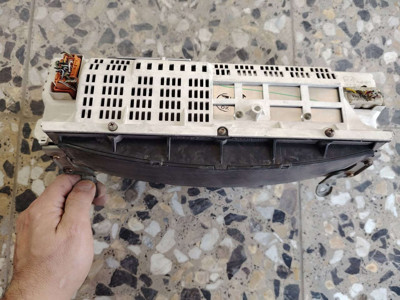 السلام عليكم غراض تيوتا للبيع للستفسار ***********
