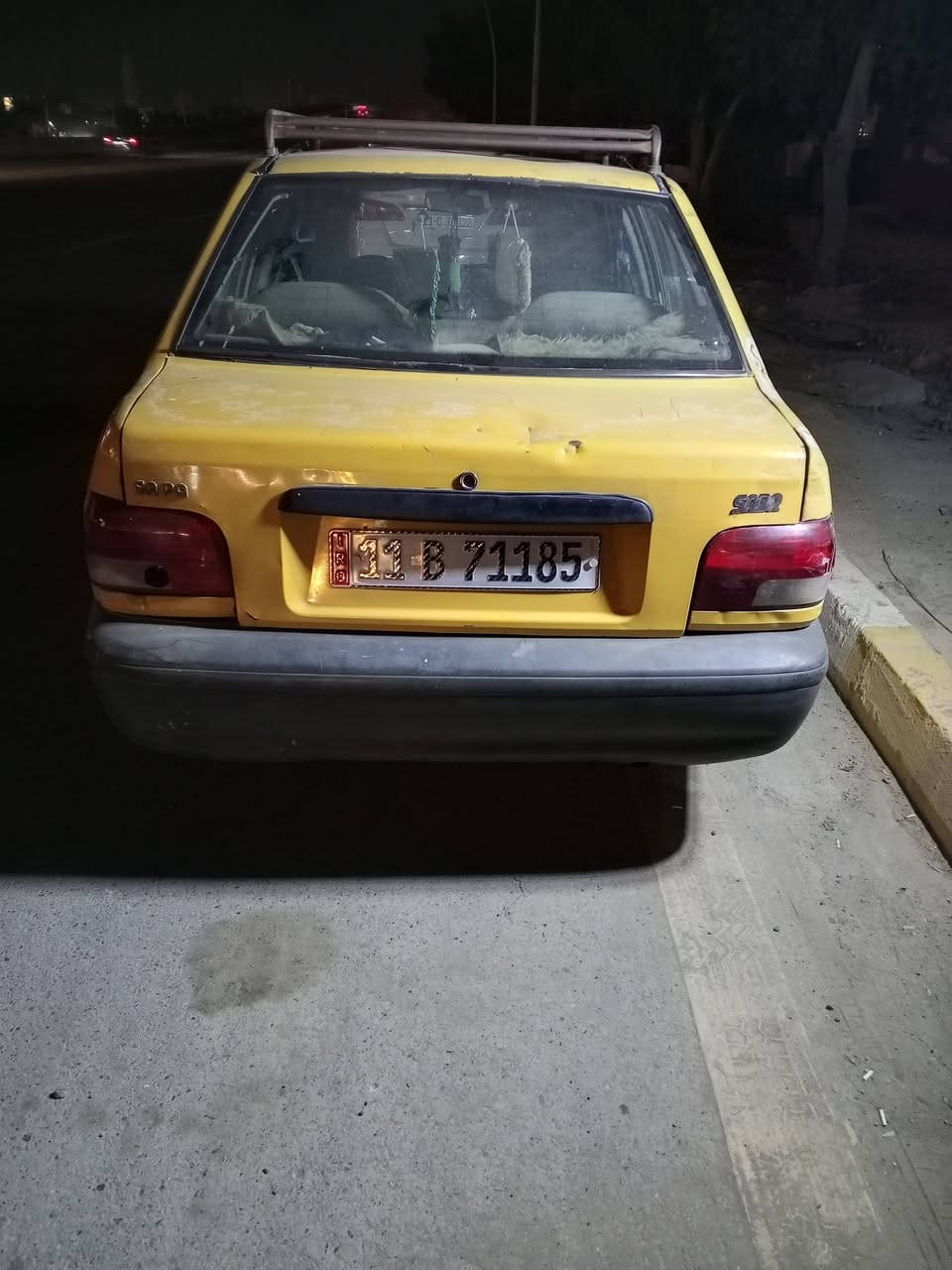 سلام عليكم 
موديل 12ابيع كوم حديد فقط بصمه 
محرك انقص كل 10ايام انقص ربع لتر
تخم تاير صدر امامي وخلفي جديد مشط مجفت 
مكاني مستل 
***********
غرامه عليه 400الف تنزل من سعره حسب انفاق سياره مال شغل
21وبيه مجال
