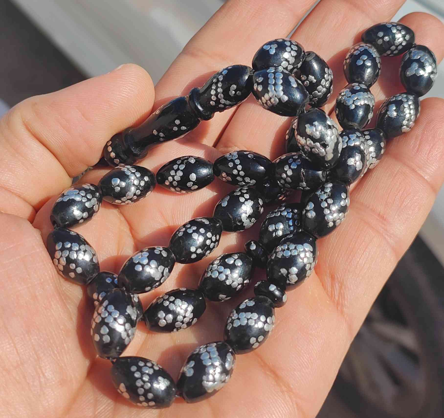 سبحة يسر مصري ثلث  شرط قديم  للبيع ***********
