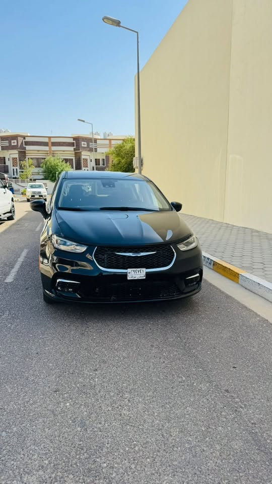 للبيع | كرايسلر فويجر 2023 VIP
ارخص باسفيكا - فويجر بالعراق 😀🫵🏽 بسعر 140 ورقة

السلام عليكم

كرايسلر فويجر 2023 وارد أمريكي، بحالة ممتازة، مبدل بنيد فقط مع توفر صور الحادث.

✅ مواصفات السيارة:

• محرك 3.6L V6 Pentastar

• 7 ركاب VIP

• تشغيل عن بُعد

• بصمة تشغيل

• بصمة أبواب

• أبواب جانبية كهربائية مع تحكم من الريموت والكونترول

• تدفئة المقاعد الأمامية

• تدفئة المقود (ستيرن)

• شاشة معلومات وترفيه Uconnect

• كاميرا خلفية

• نظام تثبيت سرعة

• مكيف أمامي وخلفي

📌 الممشى: 33 ألف ميل

📌 بدون رقم حرة بأسمي تترقم جميع المحافظات عدا الاقليم

📌 رقم الشاصي:

2C4RC1CG2PR615789

📍 الموقع:

البصرة – مجمع الأمل السكني٢ 

💰 السعر:

140 ورقة 

📞 للتواصل:

***********

***********
