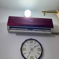 للبيع سبلت واحد طن توسوت  شغال سعر 200 قفل 07701856333