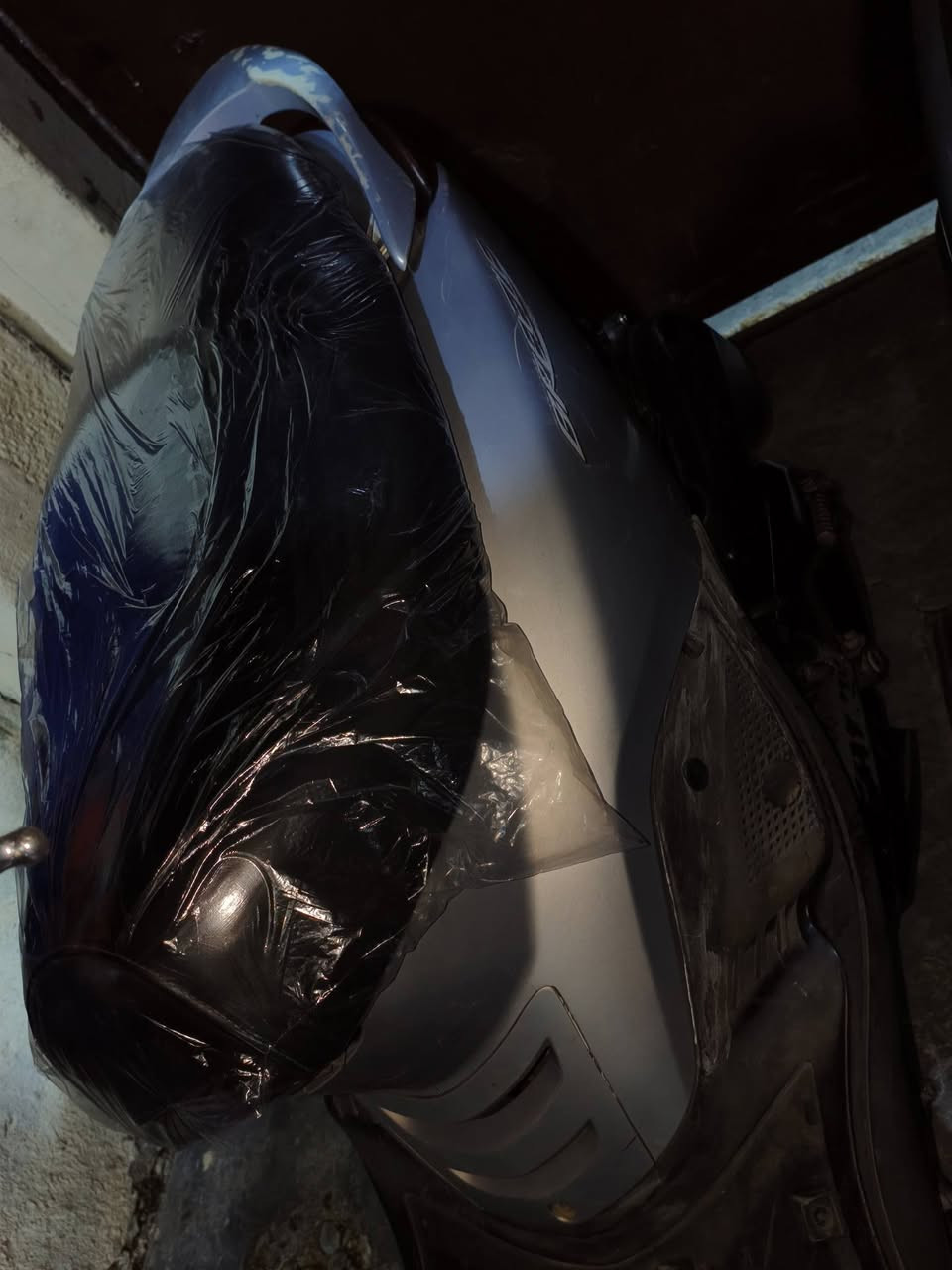 بريز لون رصاصي درجة حلوة تخبل احلة من صور كابريتر دراجة كدامكم وشوفوهة تايرات جدد وباتري جديد عنوان بغداد جديدة*********** واتساب
