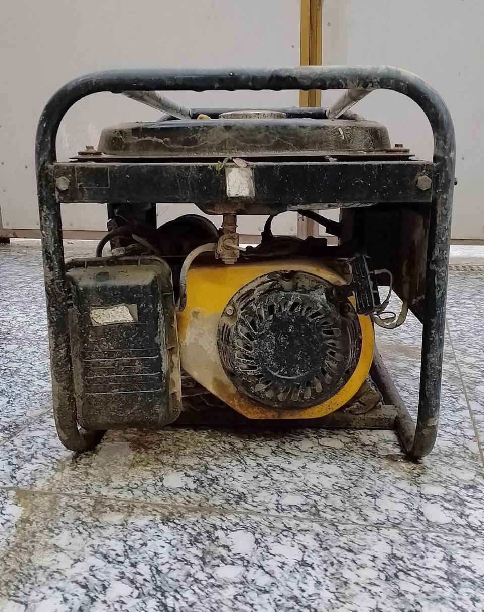 للبيع.... ثلاجة بابين ، دوشك جرباية، مولد شغال بس متروك


**إذا كنت صاحب هذا الإعلان وتريد حذفه لأي سبب، رجاءا أرسل رسالة إلى الدعم الفني**
