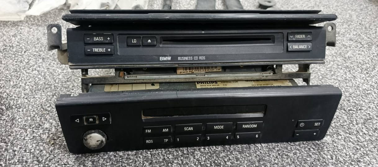 سلام عليكم
مسجل وسيدي صقر موديل 2000 السعر ٥٠ الف 

جنجر البينا السعر ٣٠ الف 

تخم كصب اصليات ب٣٥ الف 

فان تبريد اصلي مال كصة غير مستخدم بالعراق سعرة  ٥٠ الف 

النواعم الي يحتاجهن ياخذهن بلاش 

توصيل ماعندي مكاني نجف حي السلام


**إذا كنت صاحب هذا الإعلان وتريد حذفه لأي سبب، رجاءا أرسل رسالة إلى الدعم الفني**