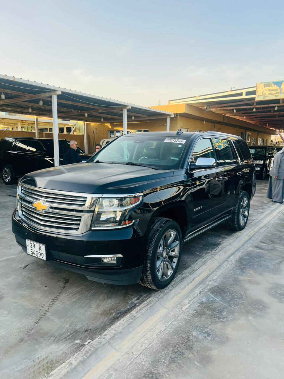 تاهو للبيع ... جديده جدا شرط عله وضع الشركه شرط ...  مكفوله من الصبغ والفتح والتبديل كلشي بلاد ... محرك 5.300 المرغوب بلاد شركه .. السونار منشور  . ... سبير منازل ... هزه جديده + سنويه جديده ...  .. كشنات جلد +  كهربائي 7 مقاعد +  7 راكب - فتحة سقف + شاشة DVD • شاشة كبيرة + نظام صوتي BOSE + منفذ كهرباء 220  + شاحن لاسلكي • تبريد وتسخين مقاعد امامي وخلفي + قاصه خاصه+
• تشغيل 5 بصمة + تشغيل عن بُعد + تدفئه بالستيرن ... ستيرن كهرباء + كشنات خزن وضعيات + 
• رادار امامي + جانبي  - مانع اصطدام - تنبيه مغادرة المسار
• كاميرا خلفية + حساسات كامل الجهات اماميه وخلفيه و جانبيه.. تحذير نقطه عمياء بالمرآة ... وبعد هواي مواصفات ... ٢٠١٦ .. السعر ٢٩٥ وبيها مجال بسيط ... للأستفسار *********** .مكان السياره واسط الكوت..
