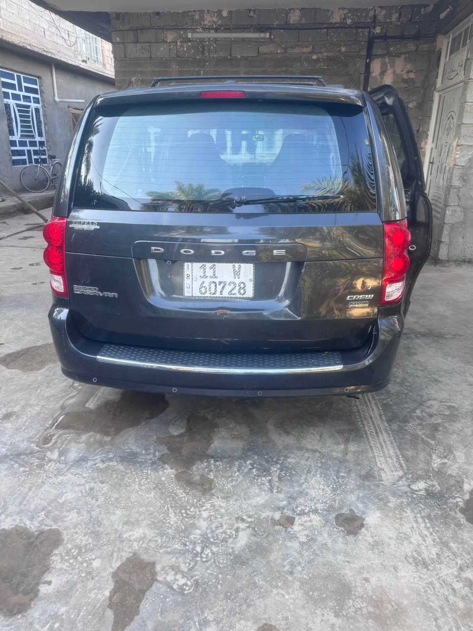 السلام عليكم ورحمة للبيع دوج كرفان موديل 2011سيارة خير من الله مكينه جديدة كير جديد البوب كهرباء والجنطه كهرباء سته سلندر محرك 3600 السنويه تنتهي 29  صدر جديد تخم تاير فرس وسطي بالقمارة والسانور موجود بالصور السعر 13500$ 
للاستفسار *********** بلاد, صلاح الدين
