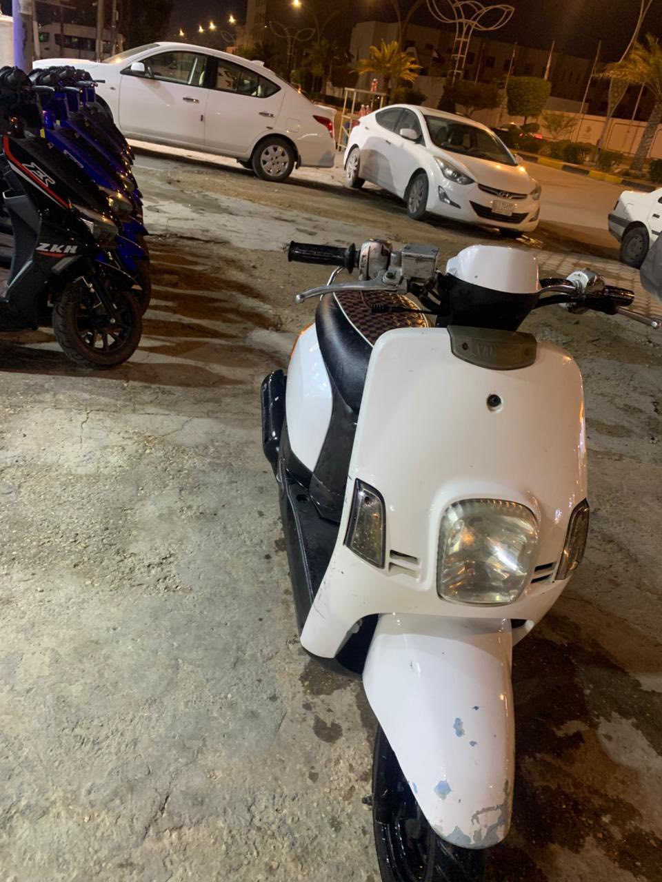 بوليسي كفرات بلادي ختم واحد ويه المكينه المكينه بلادي ما مفتوحه سعرها مناسب 550 بيها مجال .كربلاء الروضتين ***********
