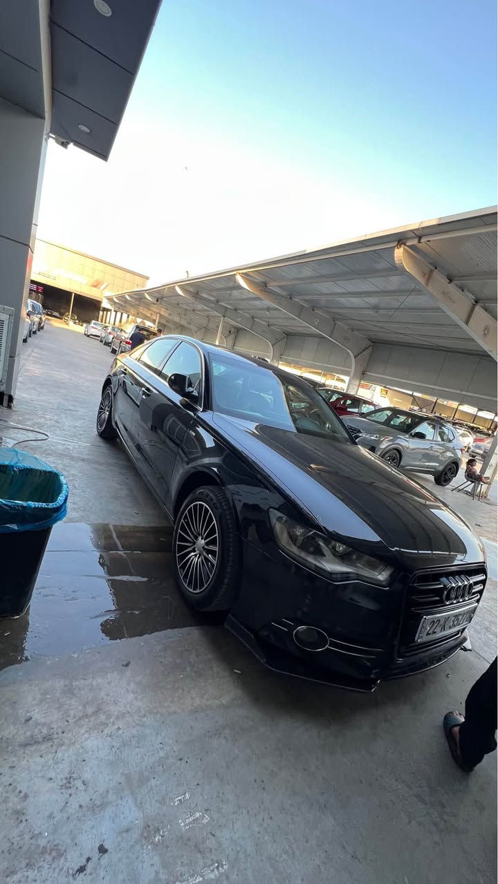 اودي A6
محرك 2000 تيربو (سرعه300)
قطعه وحده فول نضافه رقم الواتساب ***********
سعر 112 
السياره باسمي شرط التحويل *********** السليمانية, العراق
