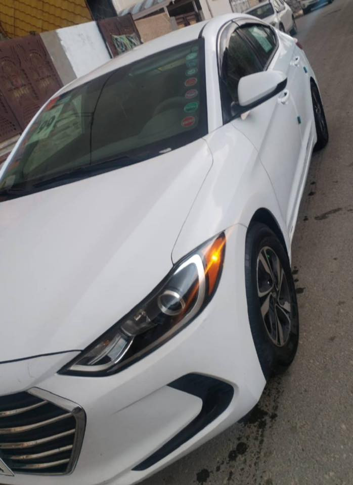 النترا 17 للبيع السعر مناسب 110 وبيها مجال شراي اتصل بيك خير ودلل السياره قطعه وحده صبغ وبيها تكشير بصبغ تكشير بسيط وارد امريكي حادثها جاملغ خلفي بدون ايرباك ايسر واصل طاسه السبير وهنا بلعراق مبدلين طاسه مال السبير مواصفات عدا الفتحه بصمه تشغيل عن بعد تحديد مسار نقطه عمياء مكان السياره واسط صويره للاستفسار رقم خاص


**إذا كنت صاحب هذا الإعلان وتريد حذفه لأي سبب، رجاءا أرسل رسالة إلى الدعم الفني**