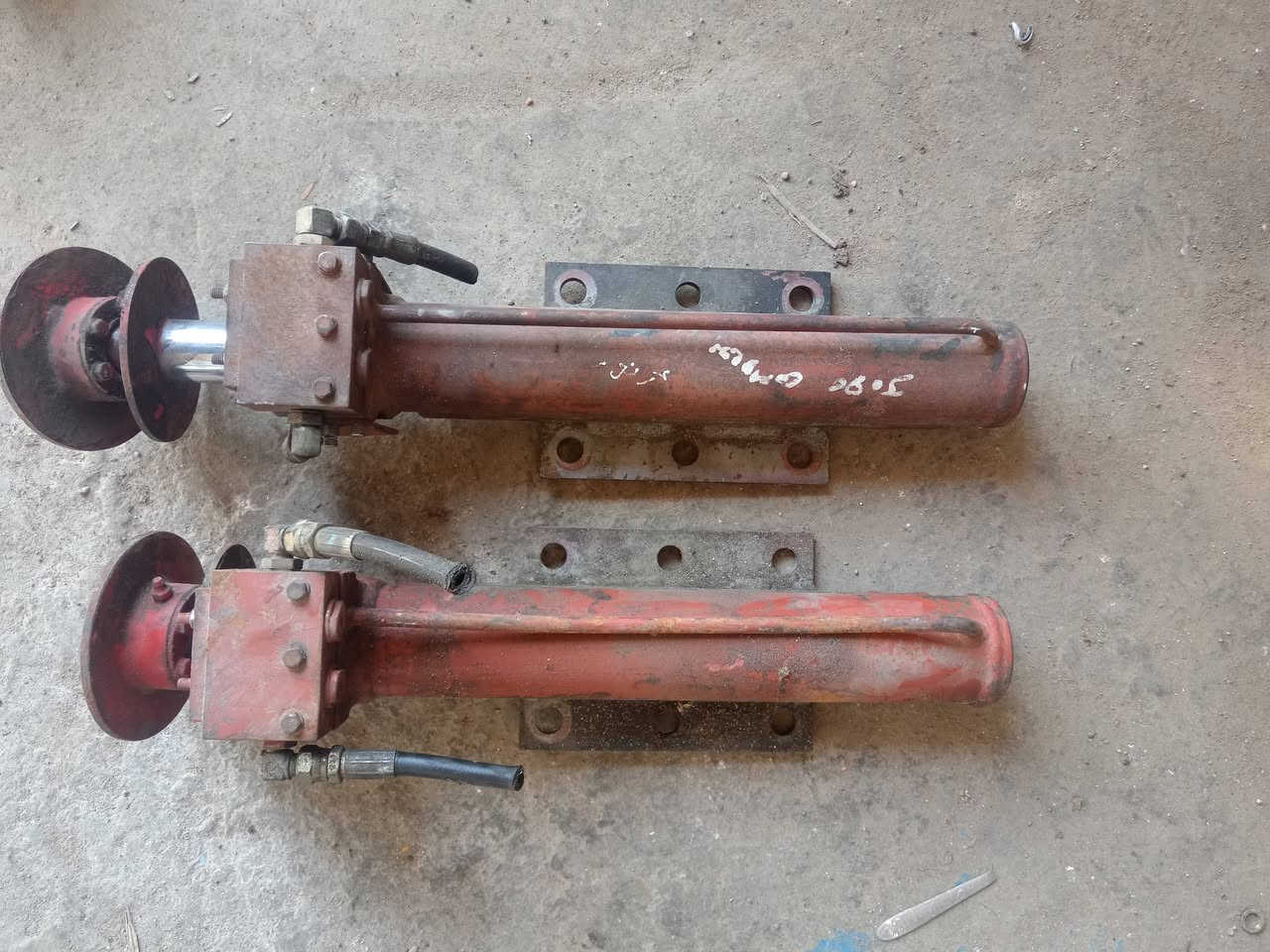 رجلين كرين خلفيات ياباني تفصيخ 
العنوان كربلاء الحي الصناعي 
***********
