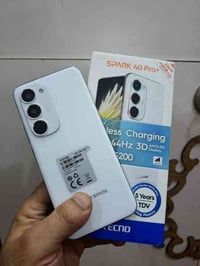 تكنو سبارك 40 برو بلص للبيع   شاشة اموليد 144 هيرتز   بطاريه عملاقه 52...