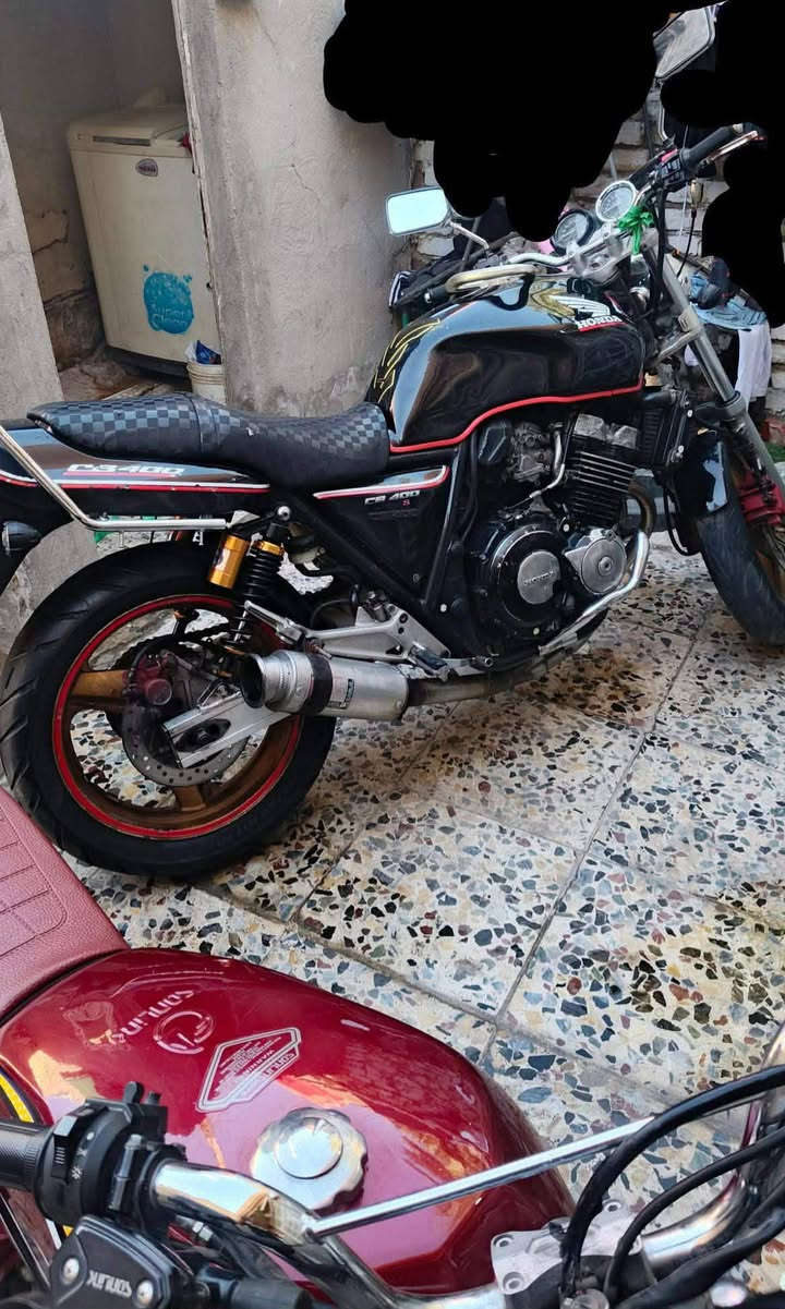 سلام عليكم دراجه بطح سيبي فور 400 /16ولف كفاله عامه دراجه خير من الله مكاني بغداد الحسينيه رقمي ***********اتصل أو بيك خير أو تدلل
