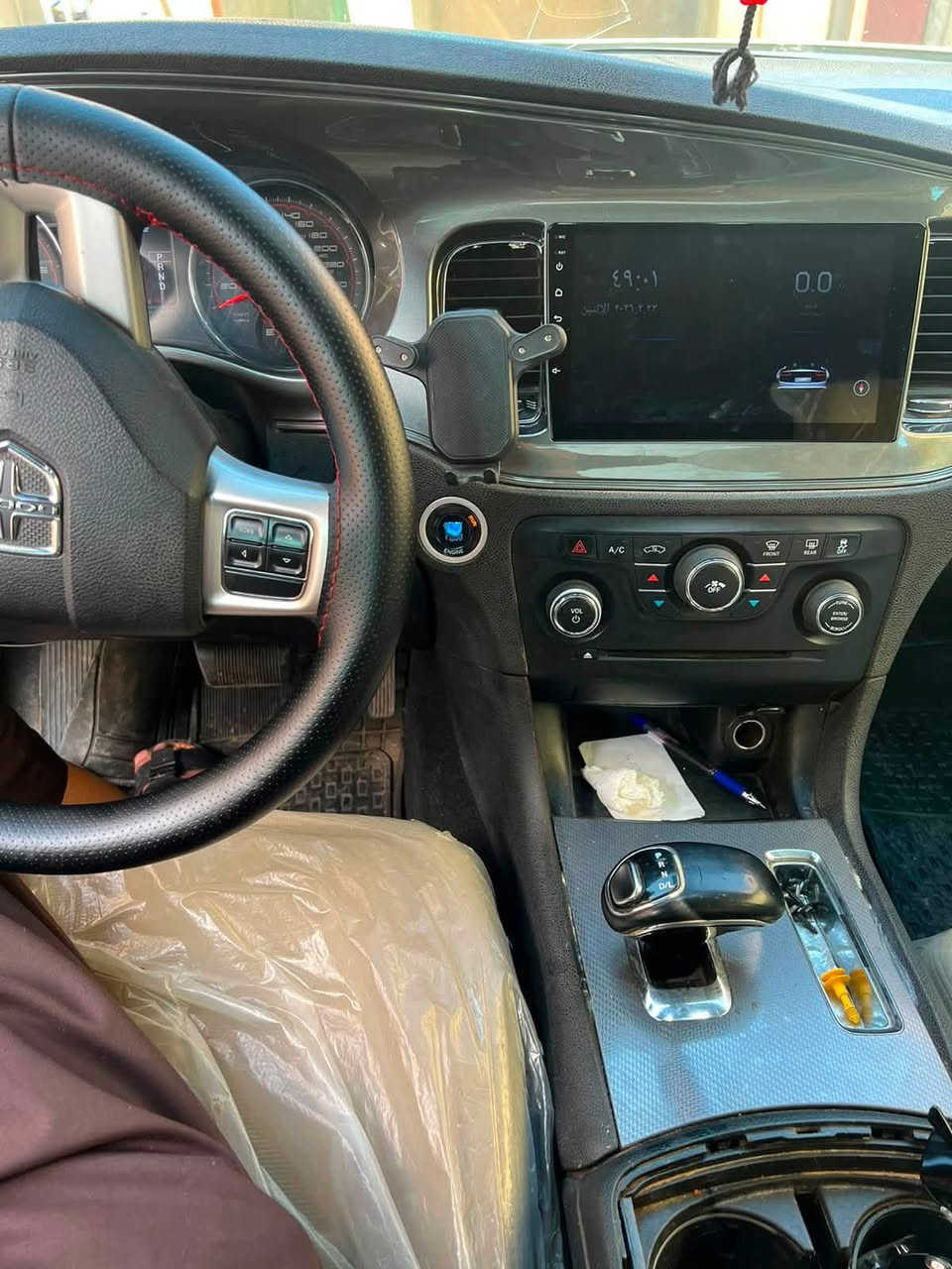 جارجر للبيع

ادوات  گص  

متومه

گير طياري شرط 

محرك 6.3 شرط 

تدفئة تبريد 

تايرات جديد 

بطاريه جديد 

حدادية 90‎%‎

تشغيل عن بعد 

شاشه 

كامرة خلفية 

حساسات 

 

السياره بيه كثير مواصفات 

موديل. 2014

السيارة جاهزه. 

السعر. 57 بيه مجال حگ الجيه مكانها الشرقاط

***********
