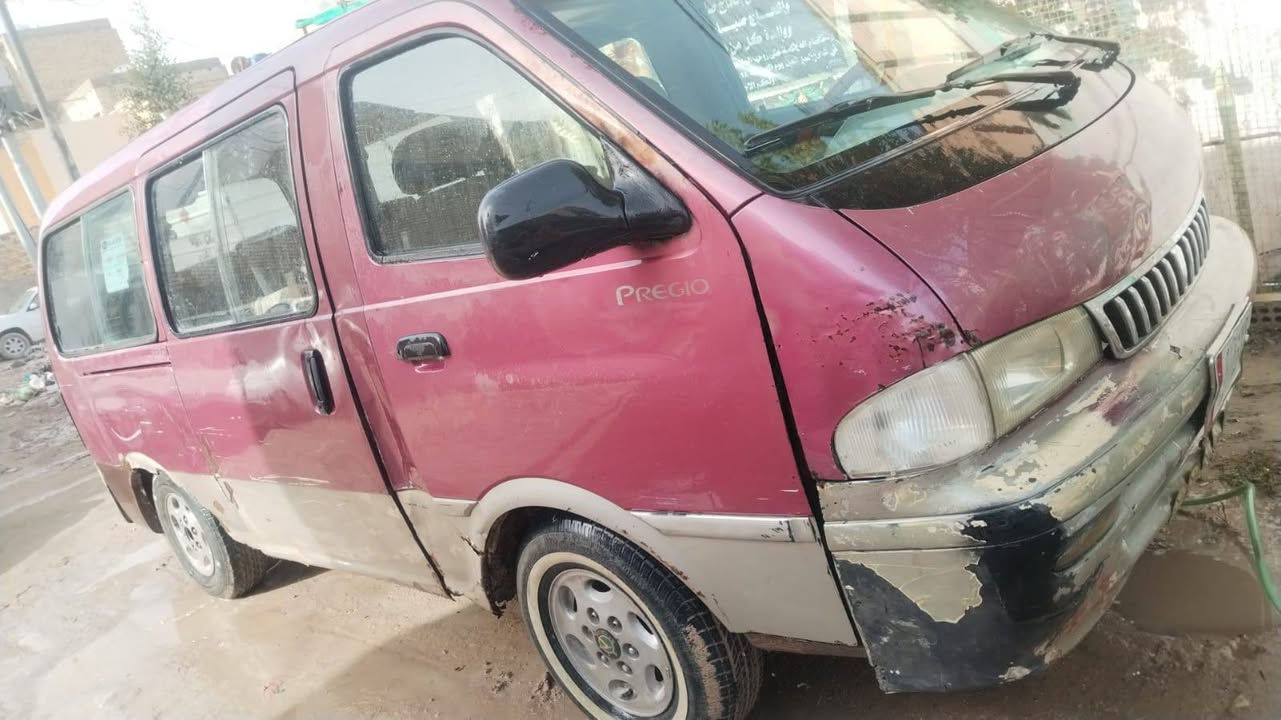 سلام عليكم 🌹. 
سياره للبيع  الموديل 96 
السعر (40). 
 ليرد يتواصل  يتصل. 
(***********)
