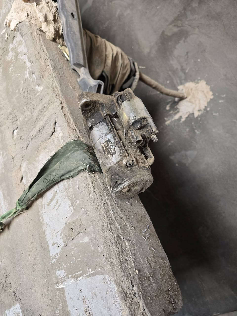 للبيع سلف +دينمو +سوبر+باور +كلج مروحه +قبق ولفات ***********
