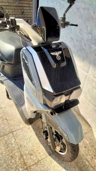 سلام عليكم دراجه شحن للبيع
6 بطاريات كبار دراجه جديده بعدهي 
كهربائيات كلهن شغالات 3سرع نظام البك 
السعر 700
مكاني بغداد حي اور سبع قصور 
***********
