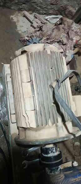 للبيع مضخه غسل معدات كبيره الماطور 16حصان الدوره 1500 المضخة 350بار 
العنوان الانبار راوه 
الهاتف 
***********
***********
