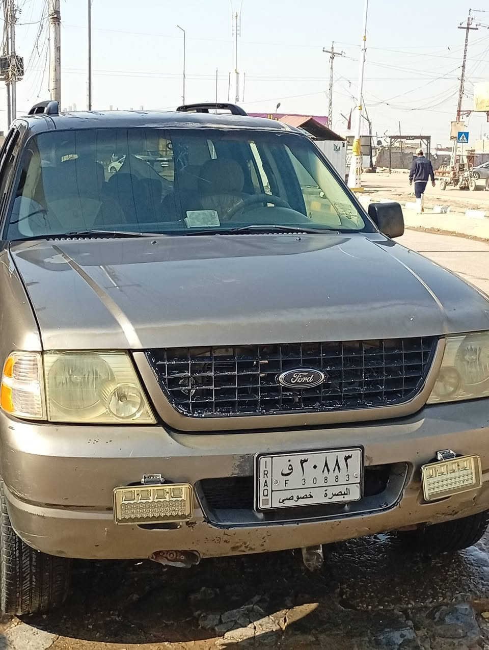 سياره فورت اكسبلور موديل 2004 محرك فيفيتي تبريد شاشه كامره تخم تاير كهربائيّة كامله بيه الكير يصفن الاول والبك يعني كير والدرايم الوره طك والحمته
السعر 60 وبيه مجال مكان الناصريه تلفون، *********** والنت مفتوح
اسف على الاطاله
