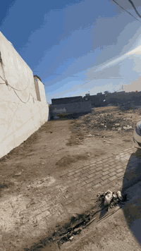 قطعه للبيع سعر ١٢ ونص مجال كلش بصيط مساحه ١٨٥ متر زراعي قرار محكمه سوي ماكو مشكله قطعه تابعه لساده إلا طفار العنوان سماوه حي شهداء الأول قرب المشجواج على شارع العالم ***********
