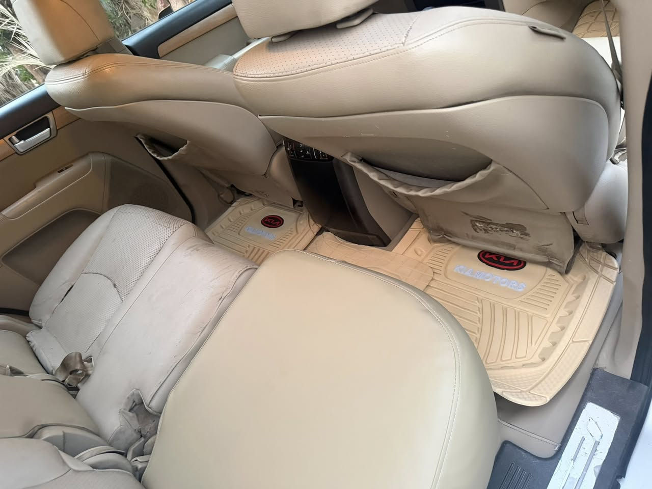 سلام عليكم ورحمة الله وبركاته مهافي 9 للبيع سياره فول للخير بغداد عل شركه بس لي بل بنيد صبغ عله كده اثر طابوكه بدون حادث سعر 128 ومجال حك جيه لي موشراي لايتصل كلشي اكو بل معارض معه احترامي للطيبين ***********
