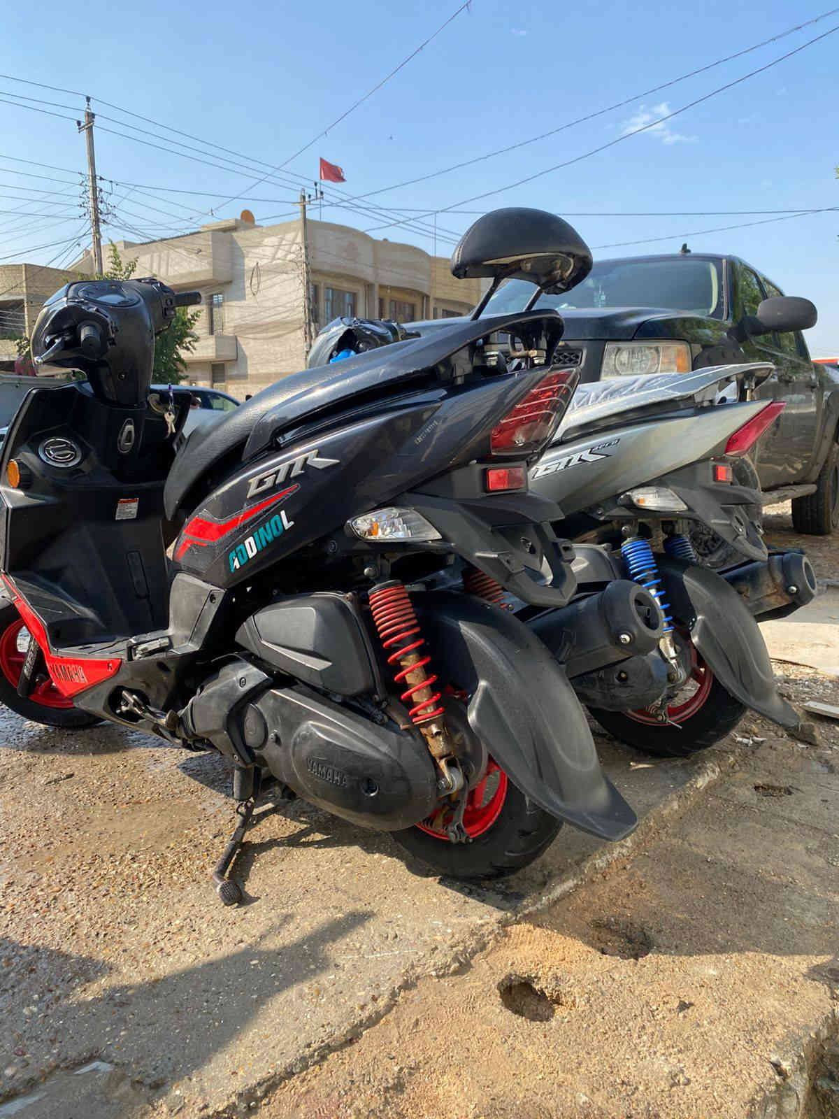 سلام عليكم 
جيتي ار 
موديل 2014
دراجه اخت الرمبه 
مكينه كفااااله 
زوج تايرات جدد 
ضفيره ع وضع الشركه
كلجات بلاد
ويل نجمه
لون فيراني
دراجه كلش حلوه واحله من الصور 
ما نقصها برغي 
حته الدهن توني مبدله MOTUL
سعرها 700وبيها مجال
مكاني بغداد الحريه
***********
