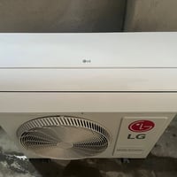 للبيع سبلت  نوع LG  2 طن انفيرتر تحكم 3 مراحل  اصدار حديث  جهاز نظيف و...