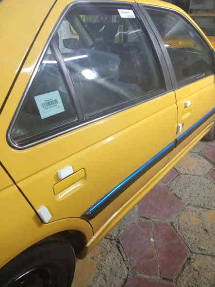 للبيع بيجو بارس موديل 2015 مكفوله سياره محرك كير صدر جدد رقم ١١بغداد ***********
53بيها مجال قليل 
مكاني بغداد البياع
