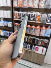 آيفون ١٥ برو ماكس • ٢٥٦ • بطارية ٩٥%