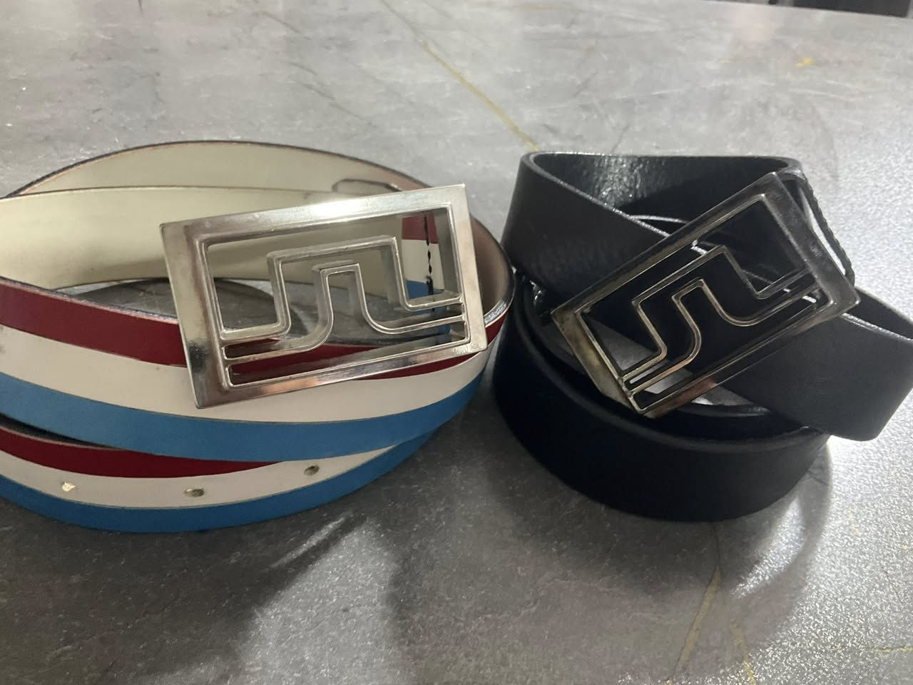 احزمة جلد طبيعي


**إذا كنت صاحب هذا الإعلان وتريد حذفه لأي سبب، رجاءا أرسل رسالة إلى الدعم الفني**