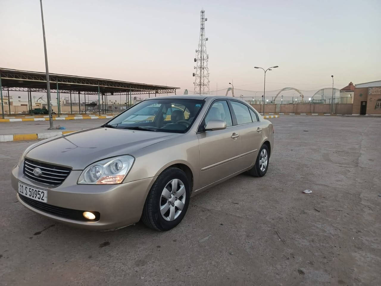 السلام عليكم
كيا اوبتما للبيع وارد امريكي 

مصبوغه عام للجماليه 

بيه ضربه بل جاملغ الخلفي جهت العبري 

كير مكينه حددايه تبريد خير من اللله رقم بغداد بسمي 

سنويه مجدده لغايه 2030
السعر 92$
للاستفسار ***********
