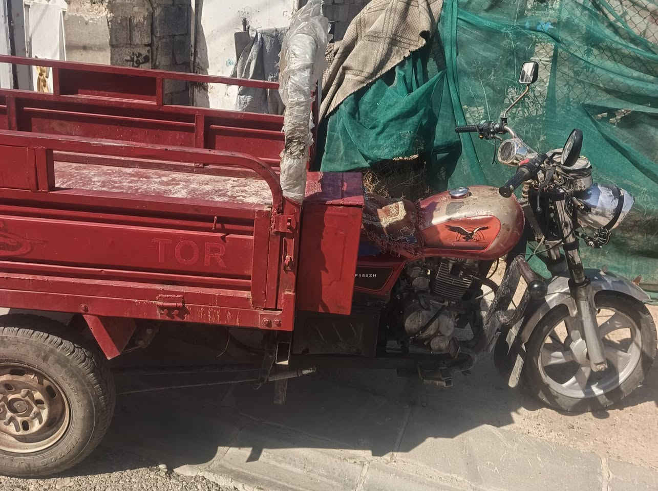 السلام عليكم ستوته نضيفه فحل ناصي موديل١٨محرك ٢٠كهربائيّ امبثريه  ركبه شرط شاصي شرط مابيها نقص مال شغل سعر ٧٥٠بيها مجال قليل خاص مفتوح


**إذا كنت صاحب هذا الإعلان وتريد حذفه لأي سبب، رجاءا أرسل رسالة إلى الدعم الفني**