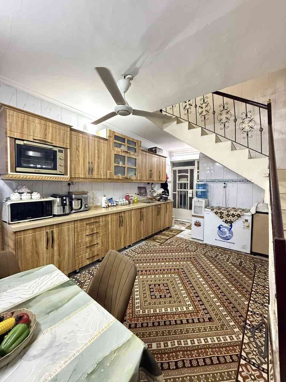 للبيع✅
80م.      20x4
الموقع📍الشعب-خلف النادي العربي
يحتوي على/
گراج-استقبال+صالة+مطبخ حار+غرفة نوم بالطابق2️⃣

🔸السعر:165 قابل للتفاوض

مكتب الثقة للعقار
حي اور-شارع نادي النفط-مقابل عيادة سناريا لطب الأسنان
***********📳
***********📳
