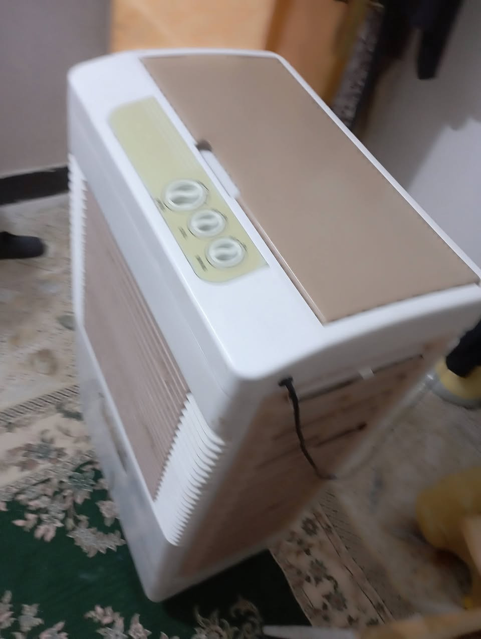 كنڤيرا نوع نوال غنيه عن التعريف تعمل كهرباء نصف امبير 
نظيفه جداً السعر 120وبيهه مجال بسيط


**إذا كنت صاحب هذا الإعلان وتريد حذفه لأي سبب، رجاءا أرسل رسالة إلى الدعم الفني**