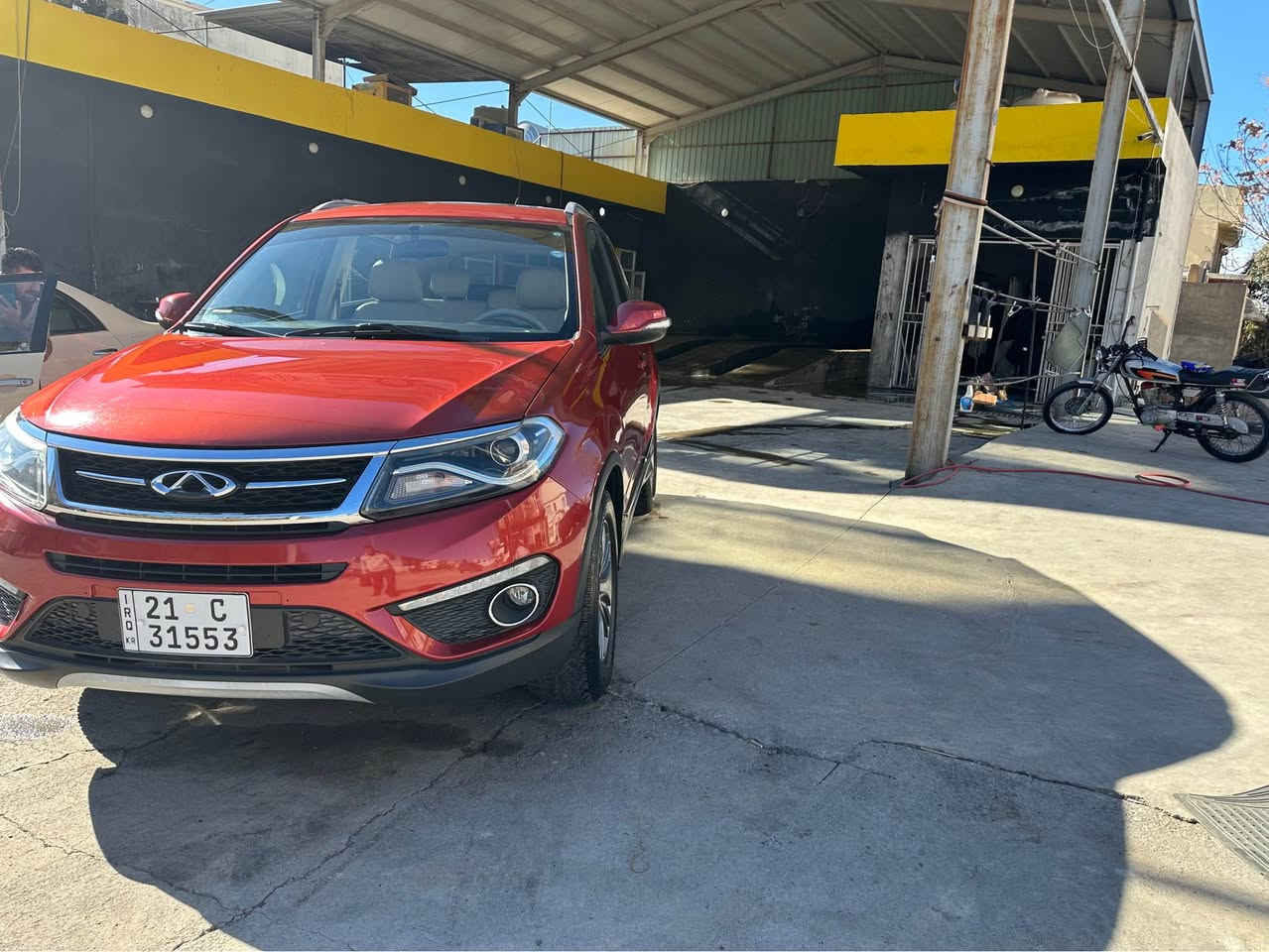 شيرى  تيگوى ٥
سه ياره كه زور تازه يه موديل ٢٠١٨
سفرى شه ريكه ماوه ى روشتنى ٧٦هه زاركيلومه تر
بى بوياخ بى سارد 
فول مواسه فات سلايد كوشن جلد كوشن كاره با
عاسه وكاميراو شاشه 
سه نه وى تا ٢٠٣٠تازه يه 
نرخى ٩٨وه ره قه ومه جال
*********** السليمانية, العراق
