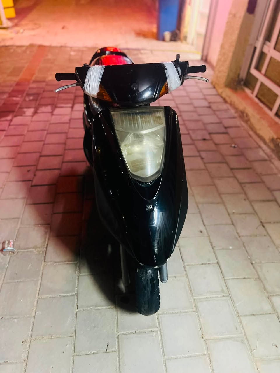 بريز لايت جوه للبيع الدراجه تحتاج تجفيت مكينه للدراجه نضيفه سعرها 350او بيها مجال عنوان مدينه الصدر قطاع 70 ….رقم ***********
