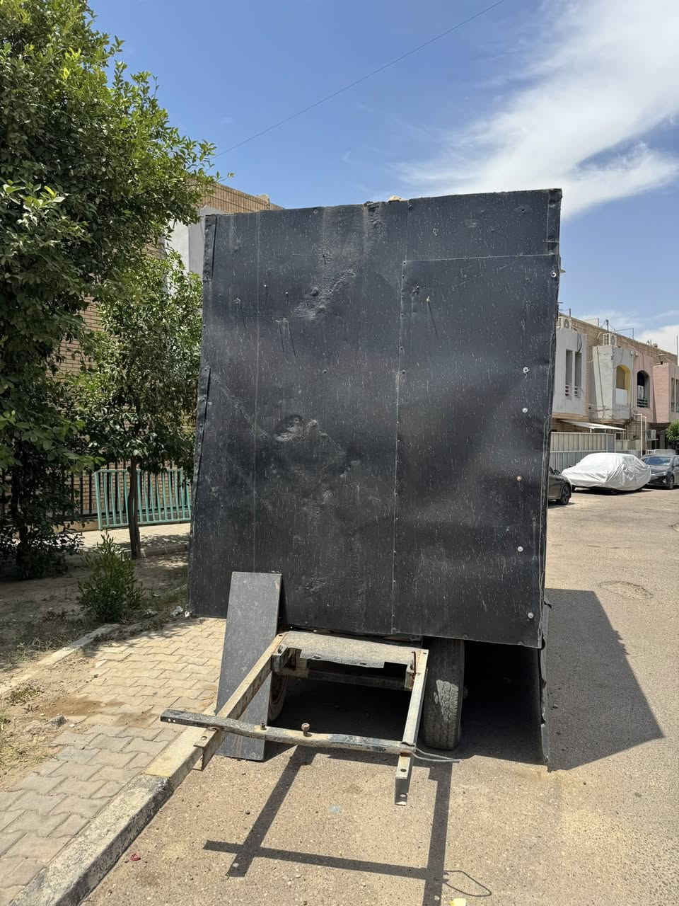 سلام عليكم من رخصت الادمن كرفان متنقل مع ملحقاته كامل للتوصل خاص ***********
