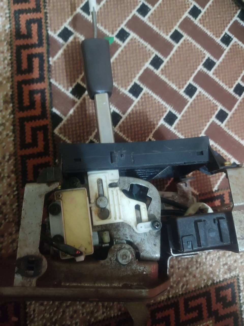 بدالة گير بطه مال حاويه نقصها القبضه فقط سعرها 40
عنواني ميسان 

الشراي يتصل ‏‪0771 457 6982‬‏
