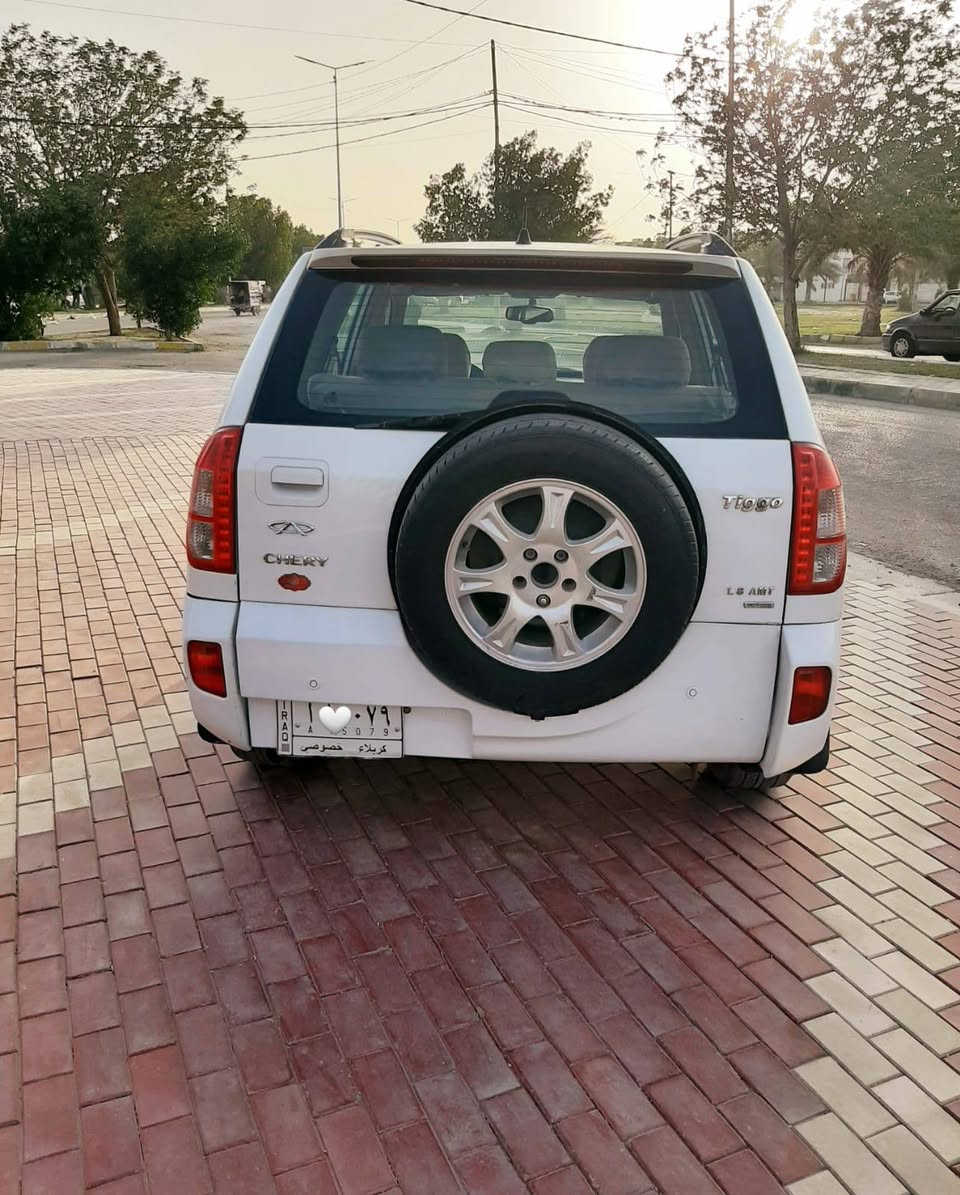 يا آلله سلام عليكم 
شيري تيكو للبيع مديل 2013 مكفوله كفاله عامه لاضربه ولاصبغ ولاخياس كهربائيات كلها شغاله سياره كلش جديده رقم كربلاء بسمي تخم تاير جديد حداديه جديده مكينه وكير جدد سياره جاهزه من كولشي مآل جناي تبريد ثلج تدفئه شغاله فتحه سقف كشنات جلد تدفئه سنتر لوك ريموند مكاني كربلاء للستفسار *********** واتساب موجود
