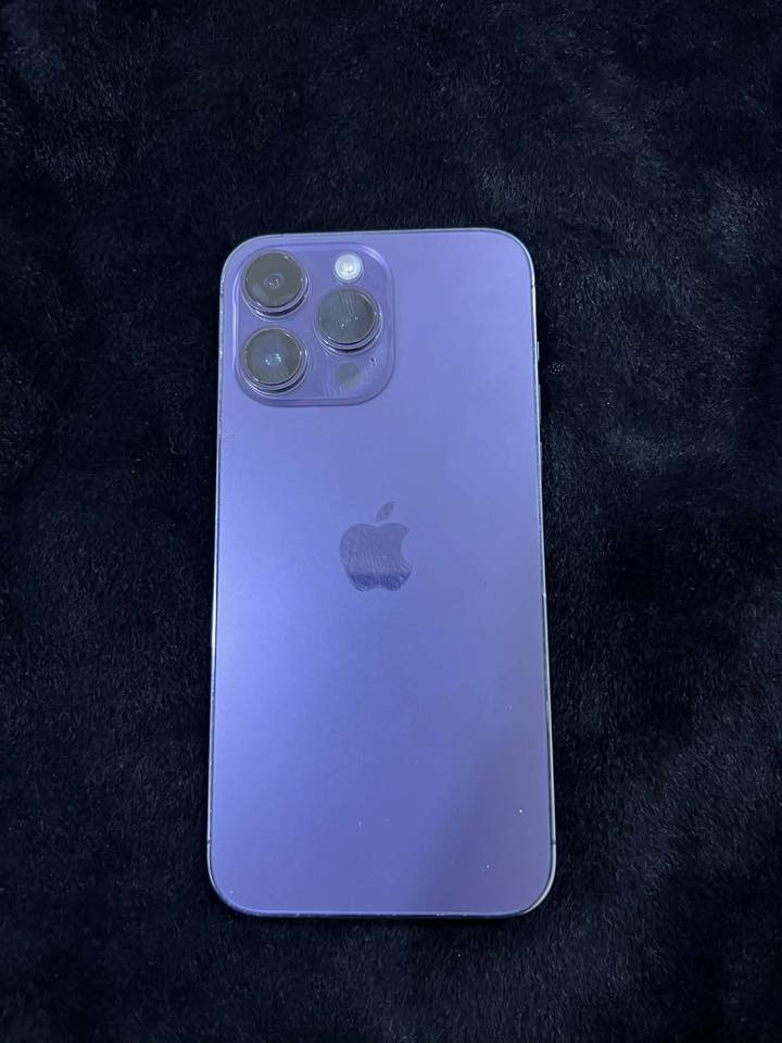 ايفون 14برو ماكس كلة بلادي فقط مبدل ضهر البطارية84 الذاكرة 256 سعرو 775 وبي مجال حك الجية ***********
